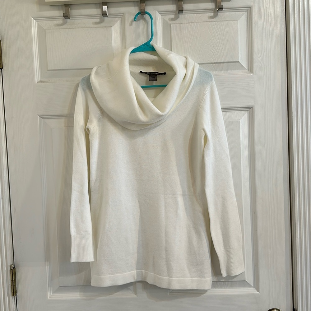 **White Turtleneck** NWOT